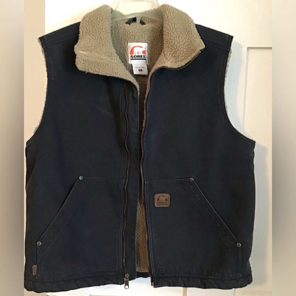 Sorel mens blue denim Sherpa lined vest size XL. EUC